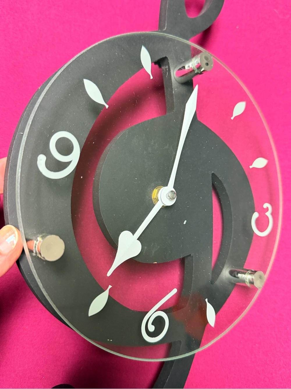 Black Treble Clef Wall Clock – Musical Home Accent - Picture 3 of 9